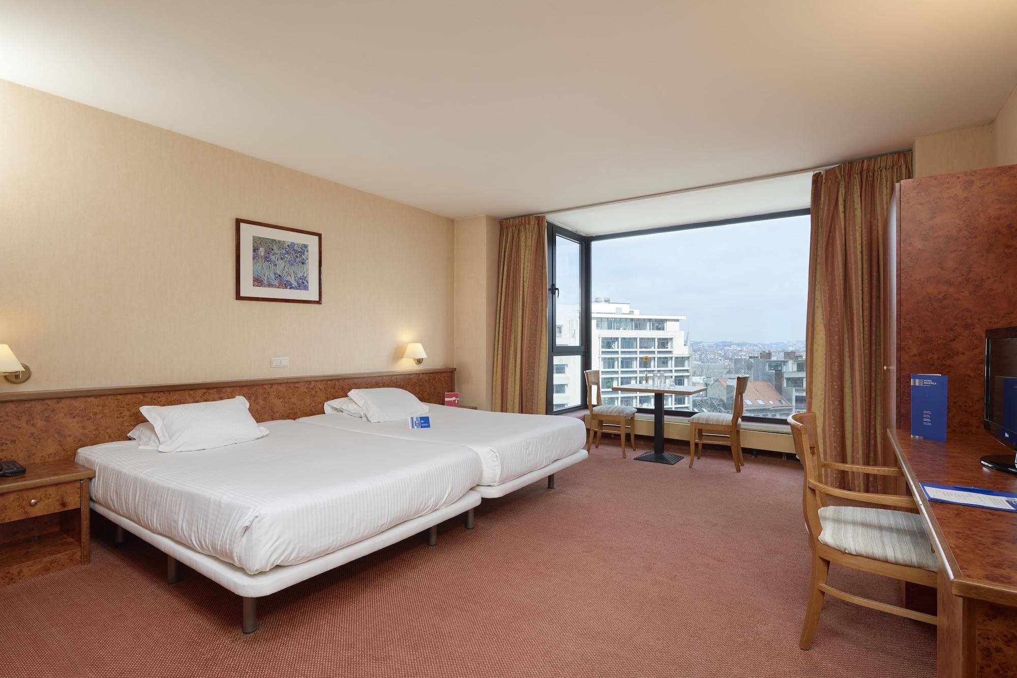 Hotel Brussel Bagian luar foto