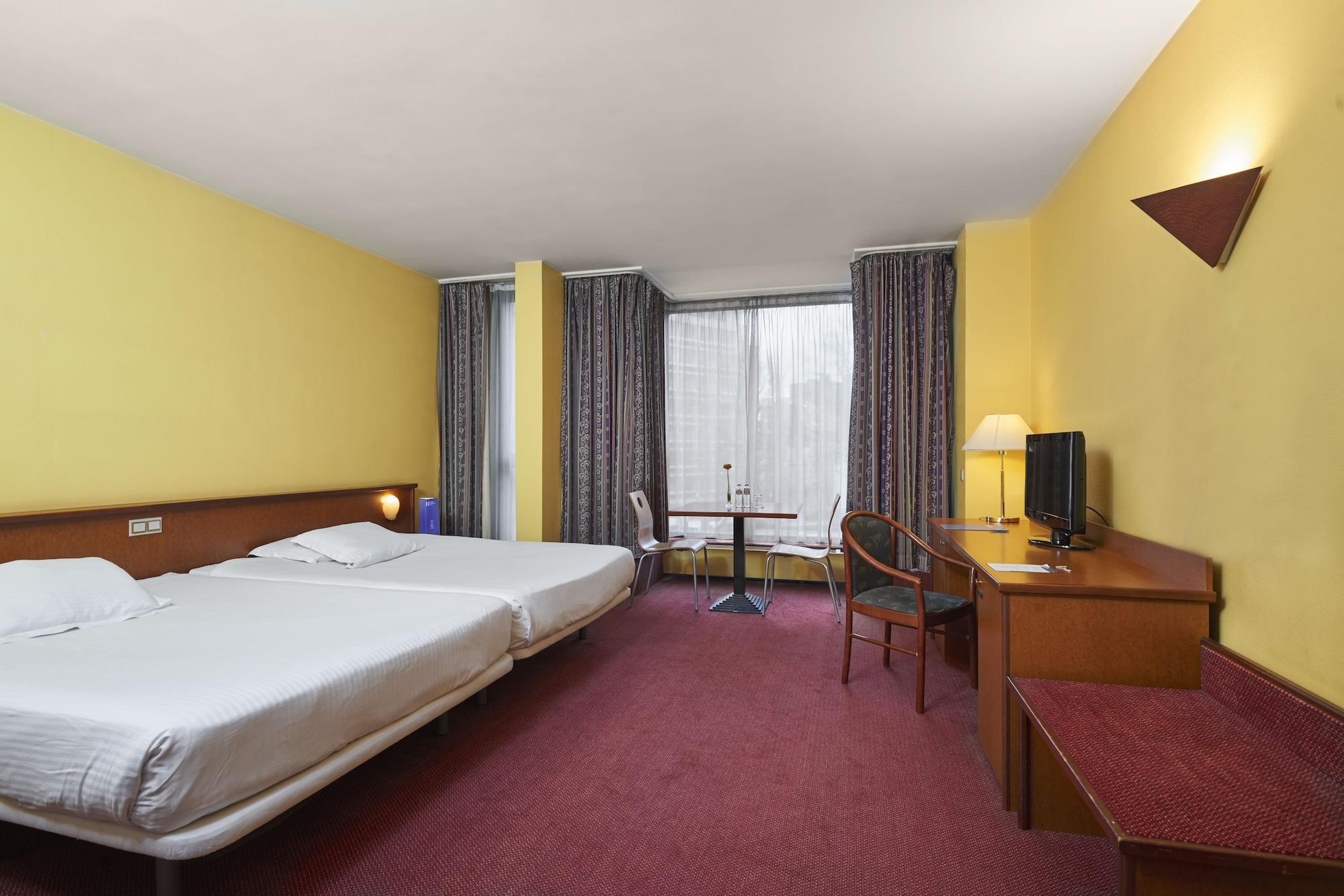 Hotel Brussel Bagian luar foto