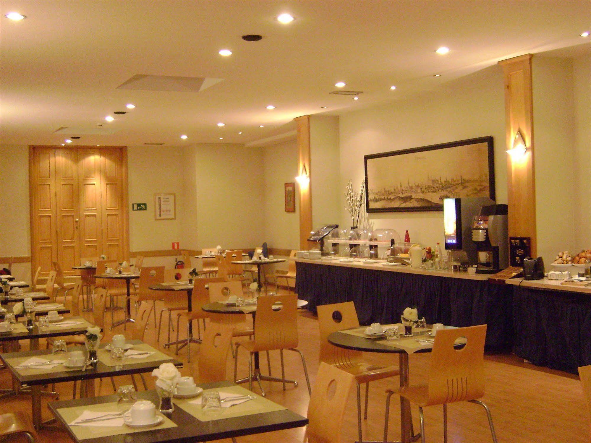 Hotel Brussel Bagian luar foto
